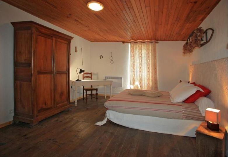 Le Gite Des Faucons Quarto foto